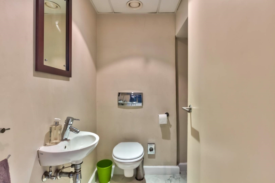 1 Bedroom Property for Sale in Cape Town City Centre Western Cape